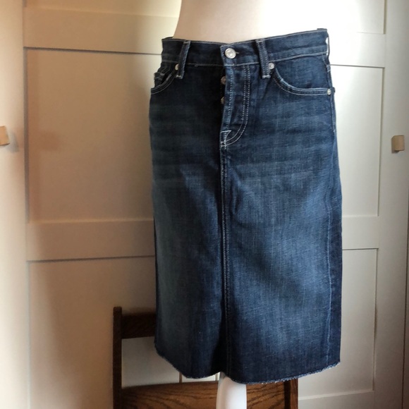 7 for all Mankind DENIM SKIRT WITH STUDDED DETAIL - Picture 4 of 6